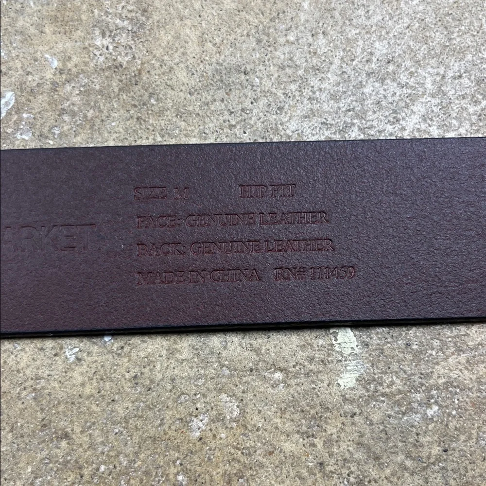White House Black Market Brown Leather Belt with Gold Buckle Size: Medium